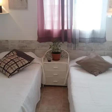 Casa Compartida Isleta Pensión *